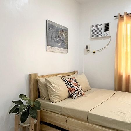 Sunnydale Apartelle -Room Accommodation Near Calatagan Beach Resorts Batangas Esterno foto